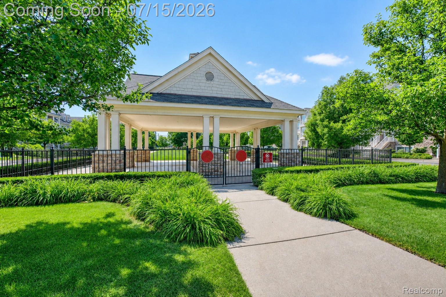 1159 Beaver Run Troy, MI 48083 - Photo 30 of 32 33 - Beaver.jpg