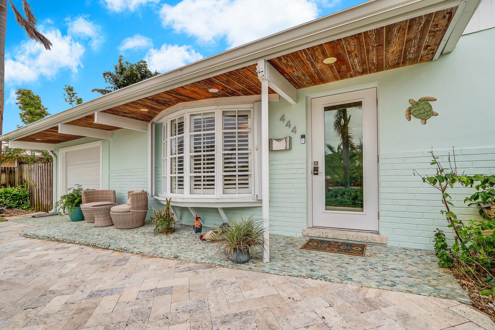 444 Inlet Road North Palm Beach, FL 33408 - Photo 4 of 40 Front Entry