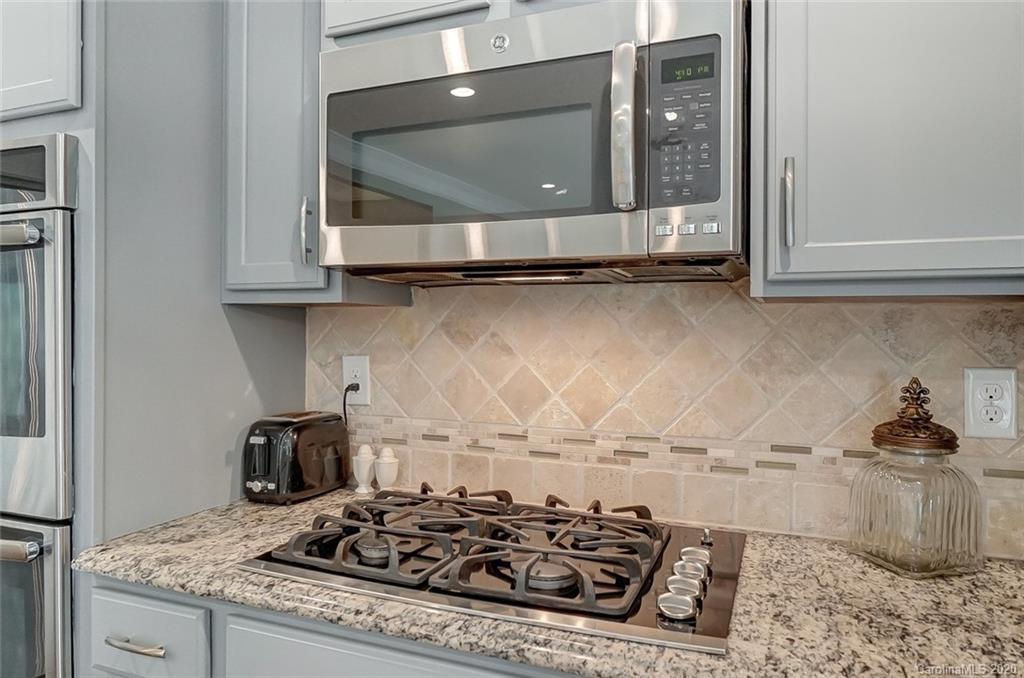 233 Annatto Way Tega Cay, SC 29708 - Photo 15 of 46 Gallery Image 15