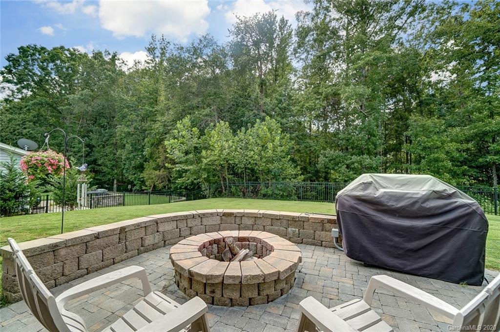 233 Annatto Way Tega Cay, SC 29708 - Photo 44 of 46 Gallery Image 44