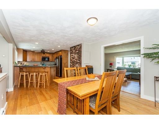 62 Martin Road Reading, MA 01867 - Photo 7 of 41 Gallery Image 7