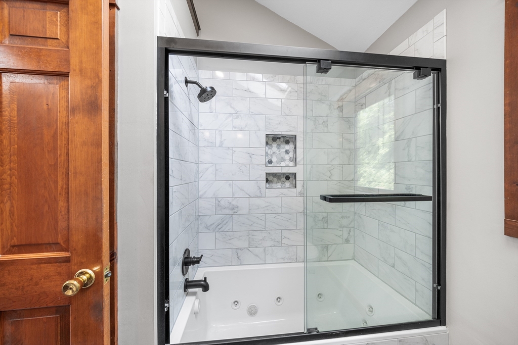 82 Allen Road Sturbridge, MA 01566 - Photo 24 of 40