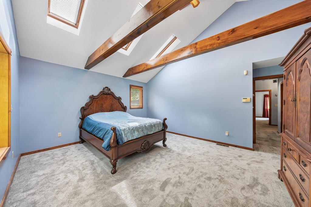 82 Allen Road Sturbridge, MA 01566 - Photo 26 of 40