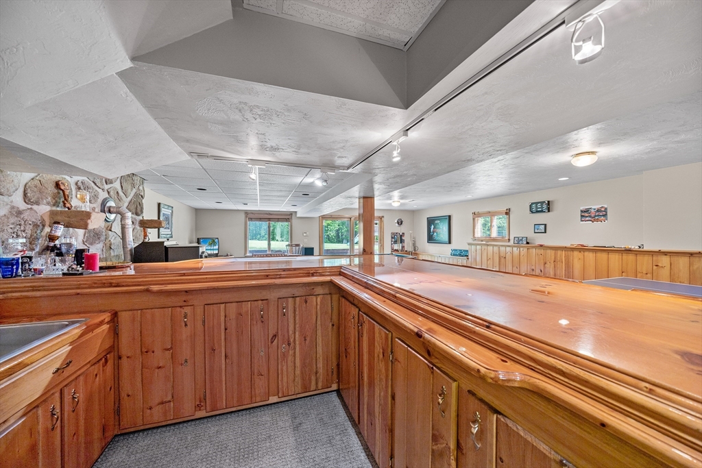 82 Allen Road Sturbridge, MA 01566 - Photo 32 of 40