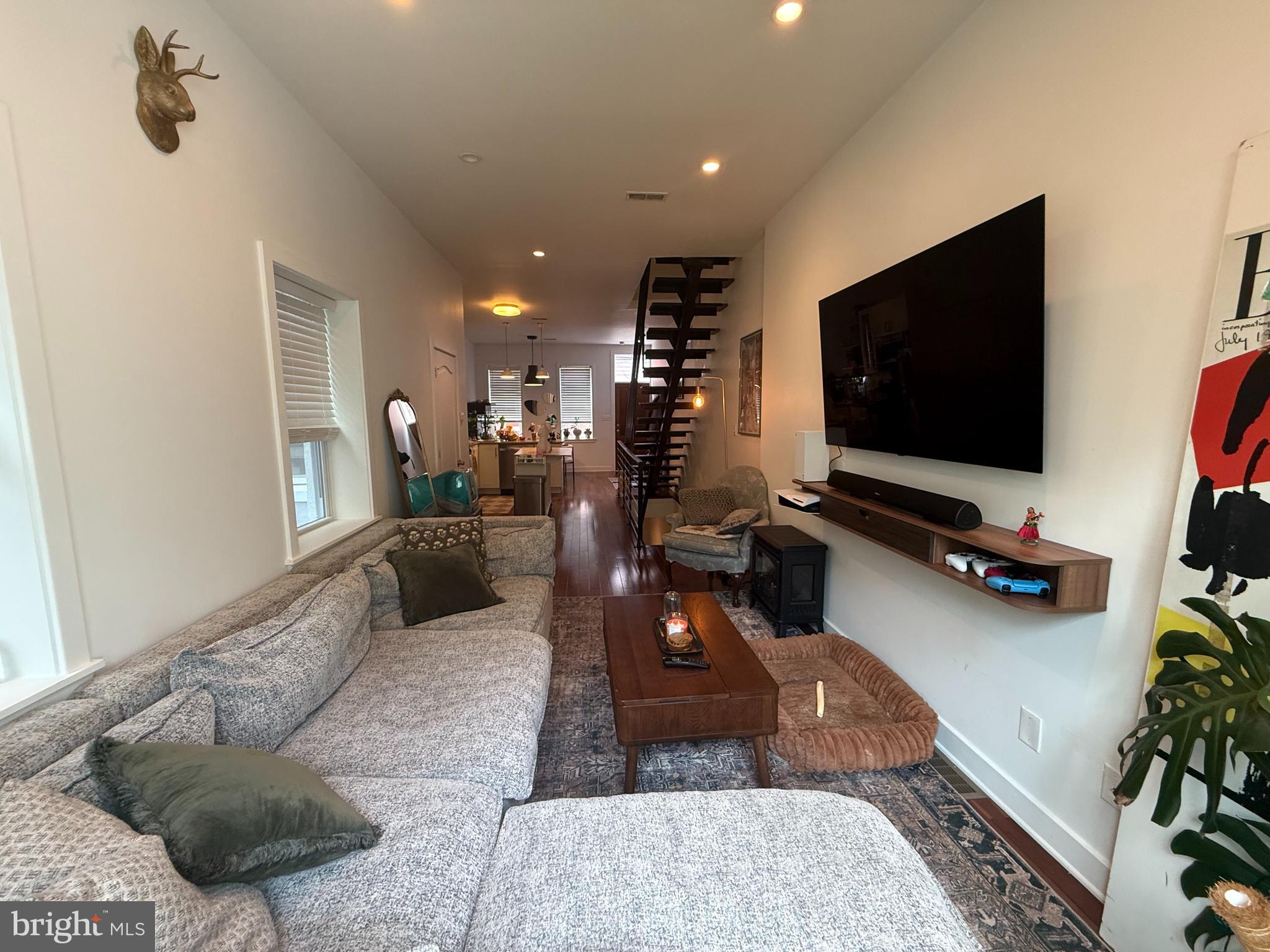 1533 Swain Street Philadelphia, PA 19130 - Photo 10 of 36