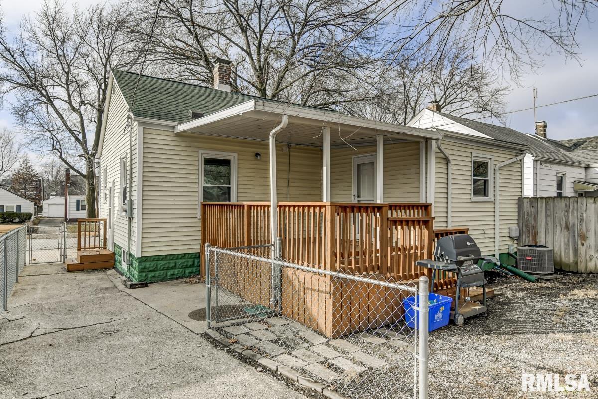 2512 South 8th Street Springfield, IL 62703 - Photo 6 of 30