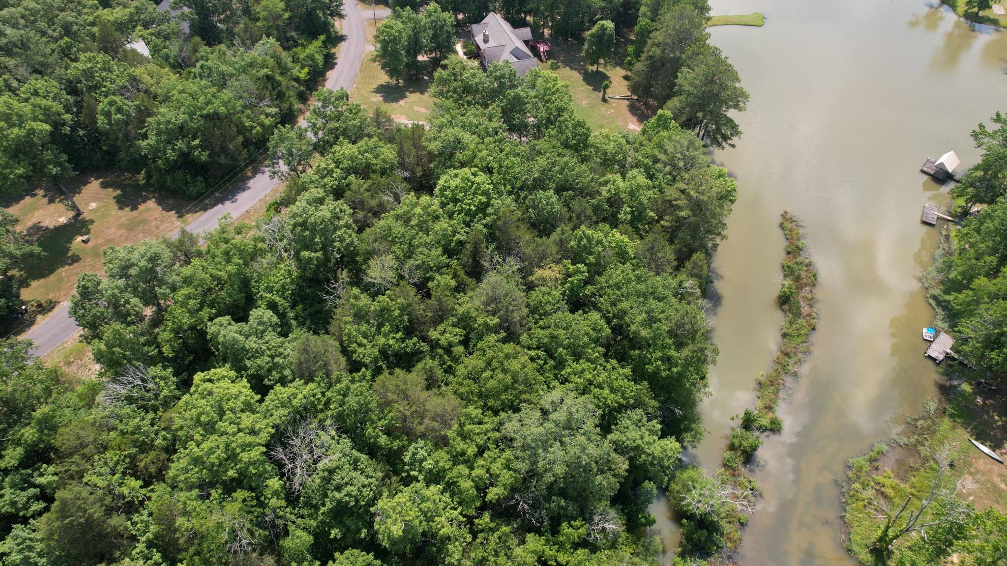 2 Hiwassee Circle Decatur, TN 37322 - Photo 1 of 23 Gallery Image 1