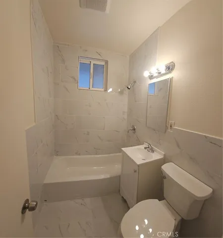 $2,200 | 3319 Delta Avenue, Long Beach, CA 90810