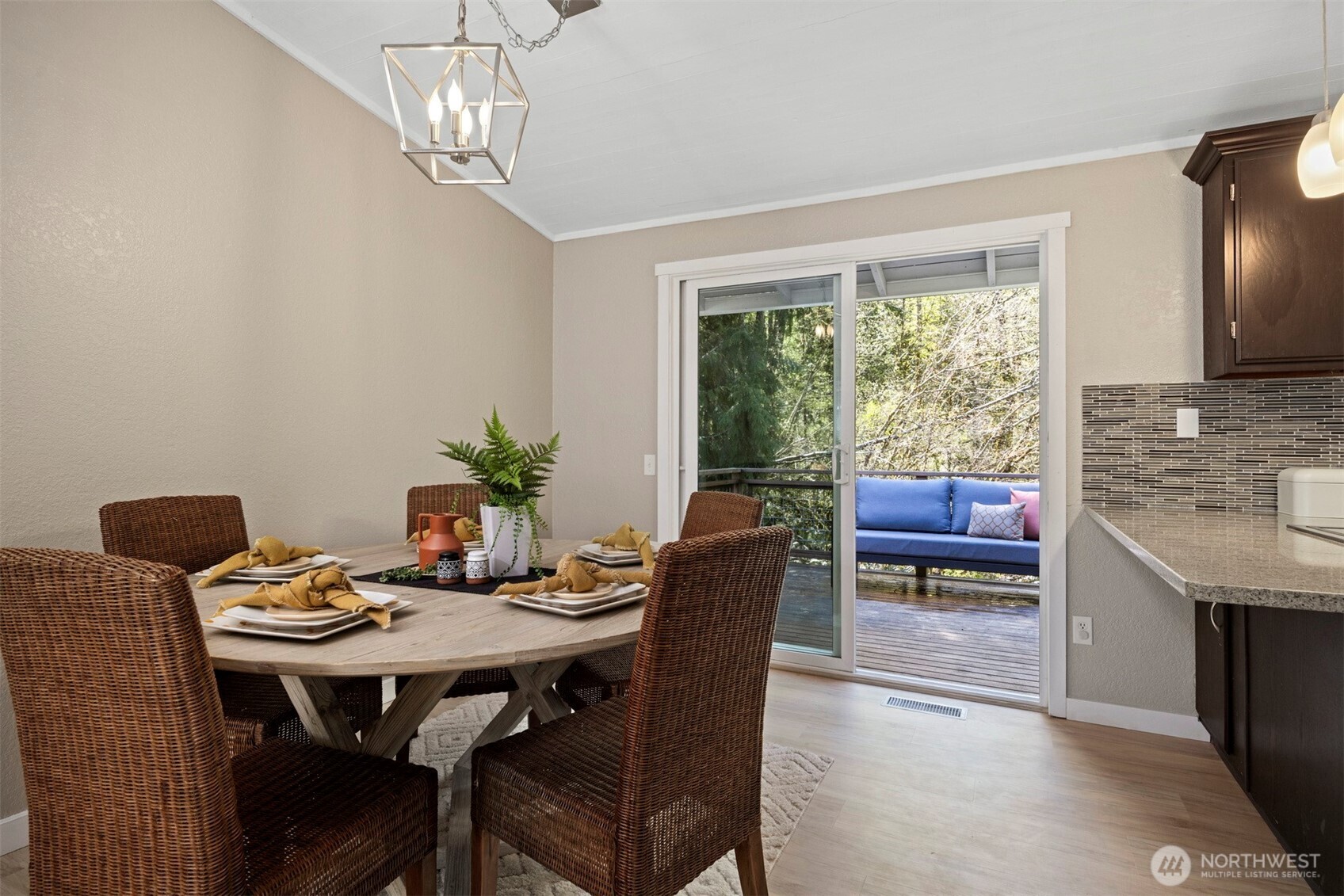 4106 Ridgewood Avenue Bellingham, WA 98229 - Photo 9 of 38 Gallery Image 9