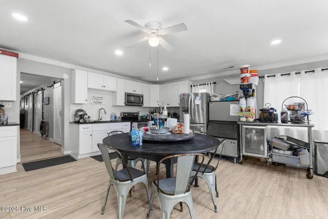 $325,000 | 596 Wagon Ford Road, Beulaville, NC 28518