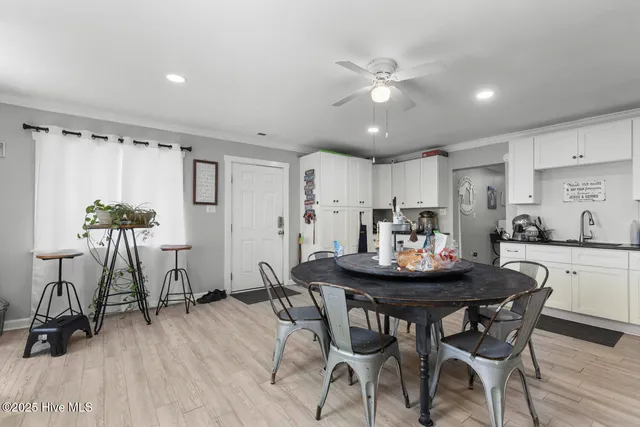 $325,000 | 596 Wagon Ford Road, Beulaville, NC 28518