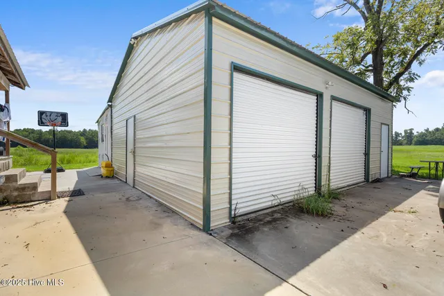 $325,000 | 596 Wagon Ford Road, Beulaville, NC 28518