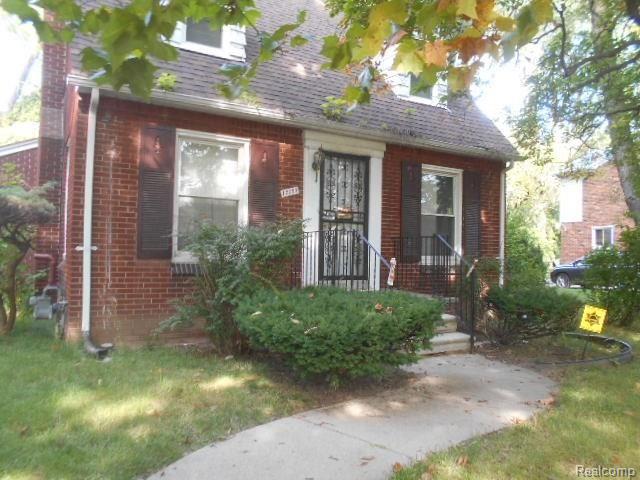 17171 Huntington Road Detroit, MI 48219 - Photo 1 of 18 DSCN1444.JPG