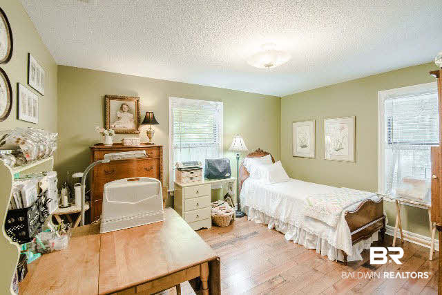 705 Olive Avenue Fairhope, AL 36532 - Photo 25 of 43 Guest Bedroom