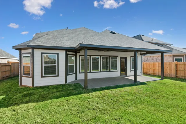 $386,990 | 3330 Hereford Drive, Rosenberg, TX 77471