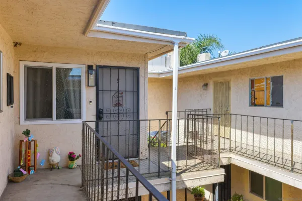 $360,000 | 4161 Winona Avenue, Unit 8, San Diego, CA 92105