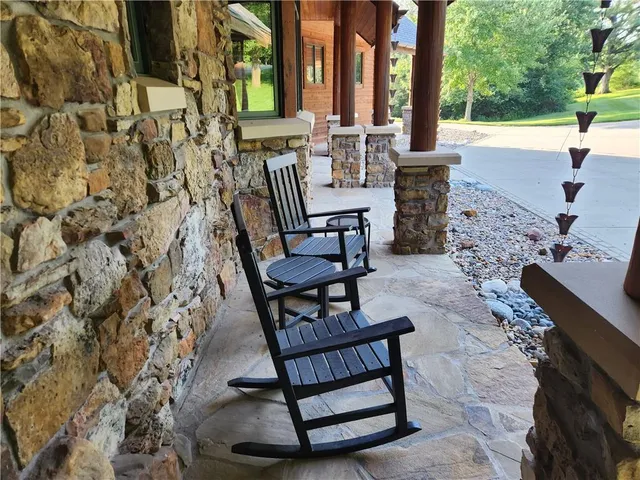 $1,990,000 | 14005 Supreme Court, Kansas City, MO 64164