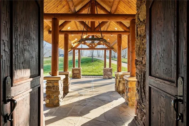 $1,990,000 | 14005 Supreme Court, Kansas City, MO 64164