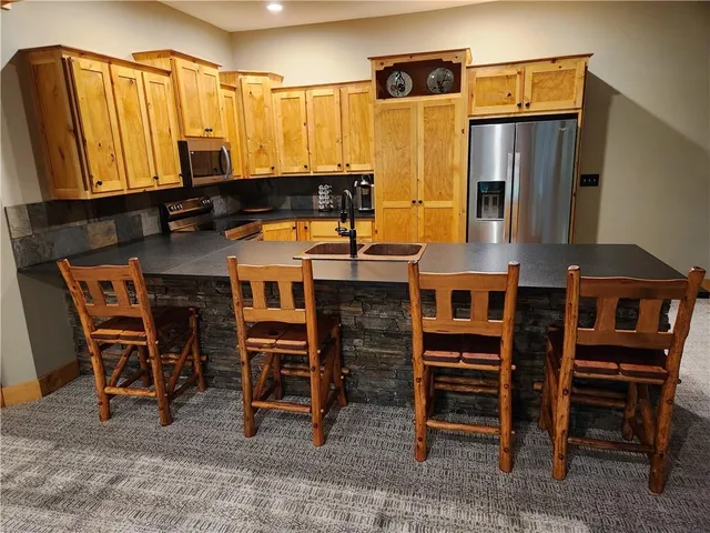 $1,990,000 | 14005 Supreme Court, Kansas City, MO 64164