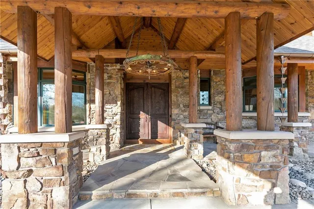 $1,990,000 | 14005 Supreme Court, Kansas City, MO 64164