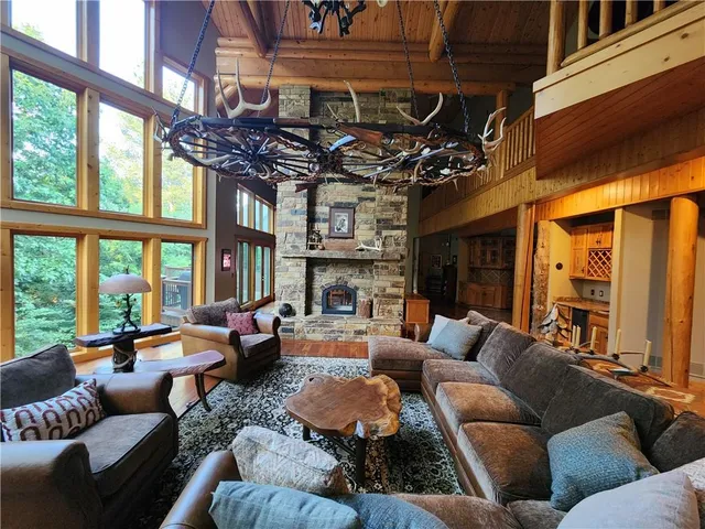 $1,990,000 | 14005 Supreme Court, Kansas City, MO 64164