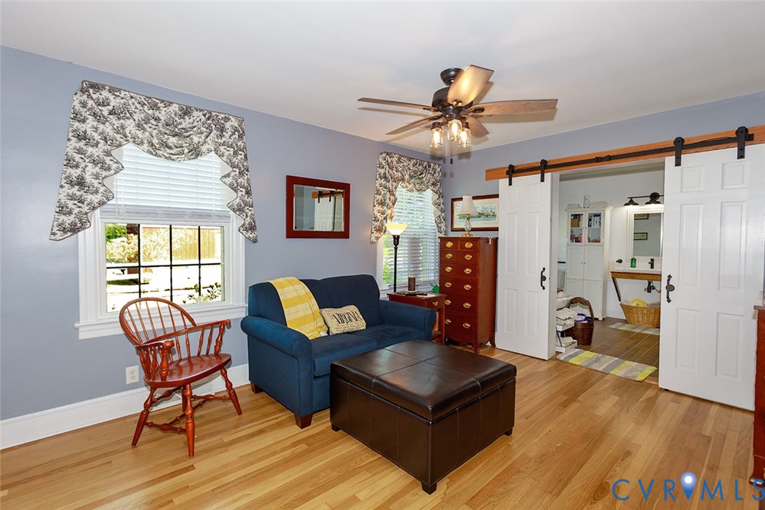 11133 Rolfe Highway Dendron, VA 23839 - Photo 29 of 49