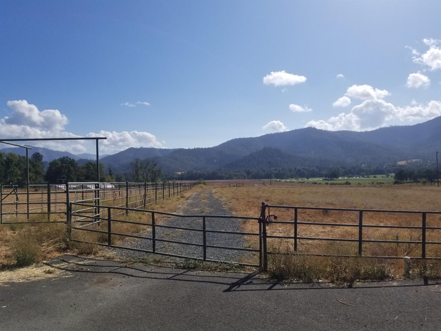 16495 Water Gap Road Williams, OR 97544 - Photo 3 of 6 Additional Photo