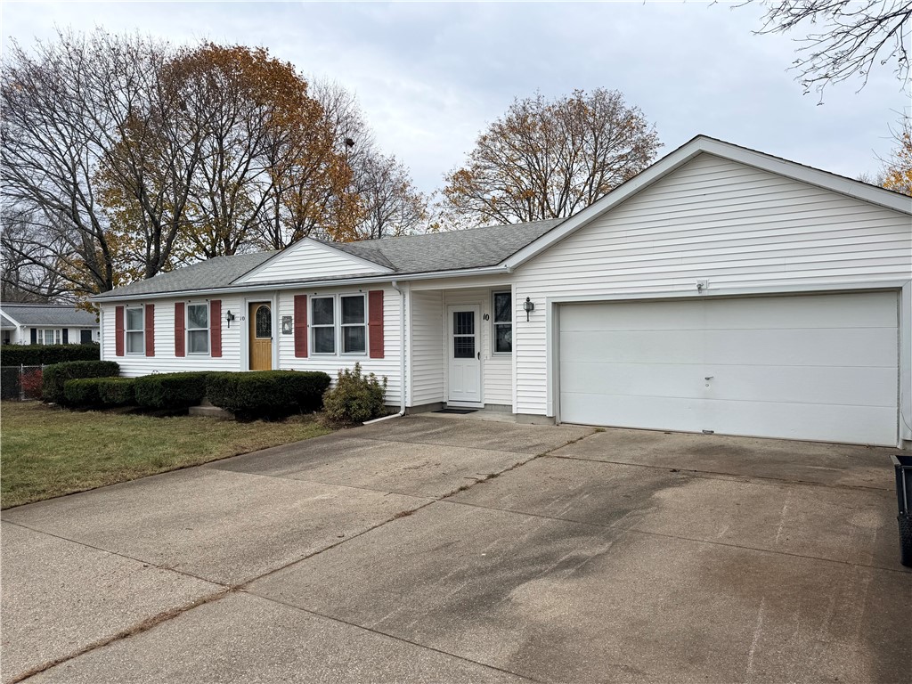 10 Stoneham Drive Woonsocket, RI 02895 - Photo 2 of 22