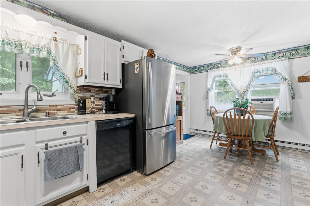 342 Switch Road Richmond, RI 02832 - Photo 6 of 50