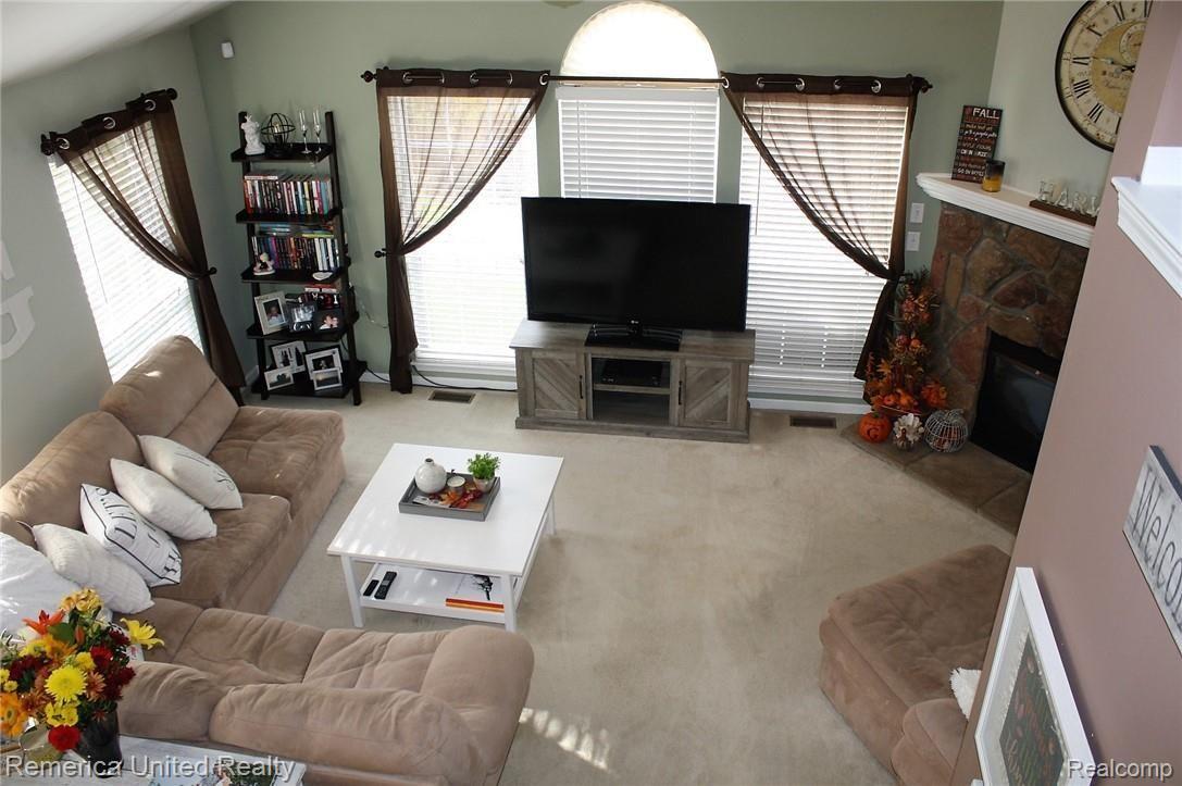49068 Hawksburry Road, Unit 111 Canton, MI 48188 - Photo 5 of 45 GTRM5.JPG