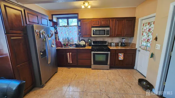 $599,000 | 23 Russell Avenue, Edison, NJ 08817