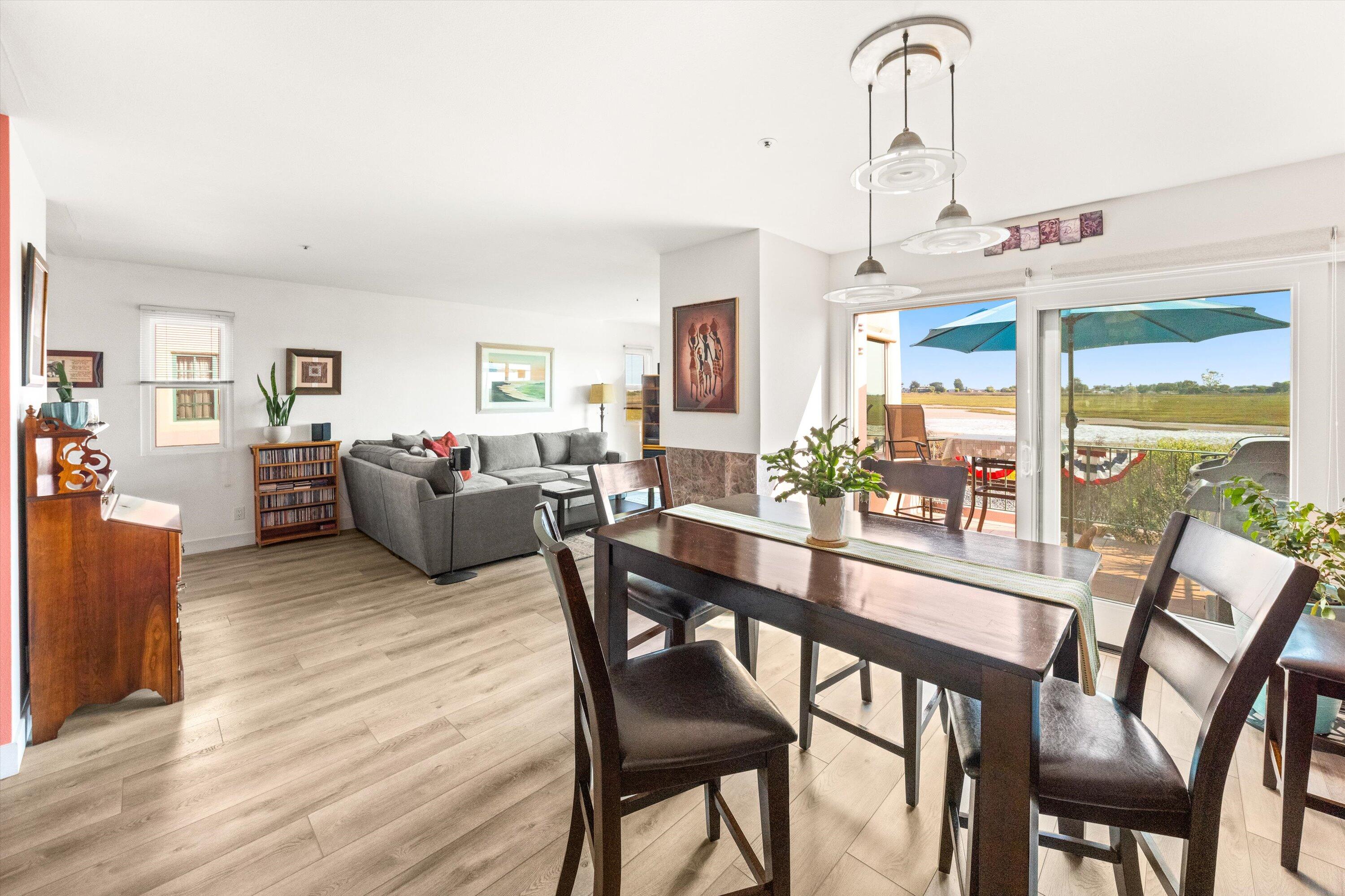 4297 Carpinteria Avenue, Unit 8 Carpinteria, CA 93013 - Photo 18 of 38 Dining Area