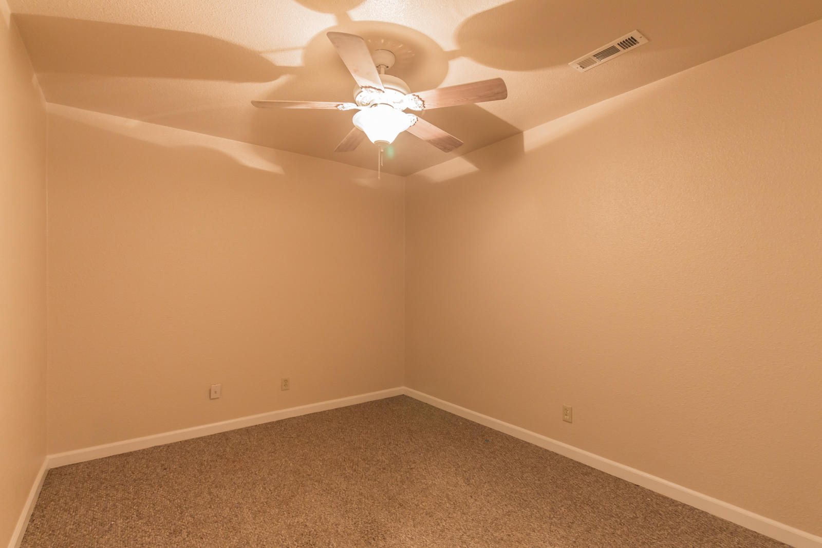 19019 Gas Point Road Cottonwood, CA 96022 - Photo 36 of 61 49 bedroom