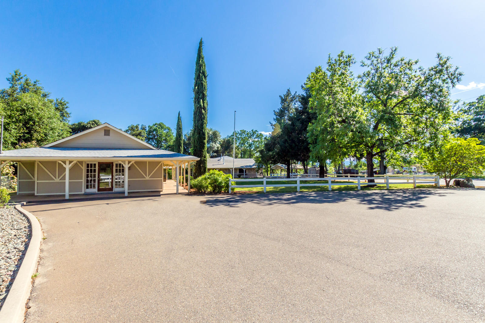 19019 Gas Point Road Cottonwood, CA 96022 - Photo 4 of 61 2 front