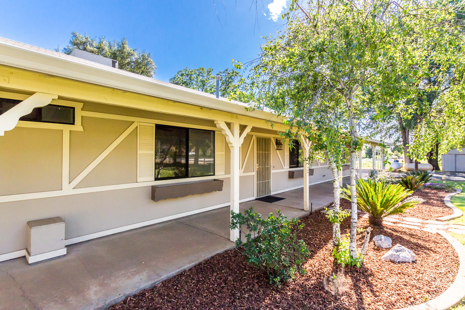 19019 Gas Point Road Cottonwood, CA 96022 - Photo 6 of 61 3 front