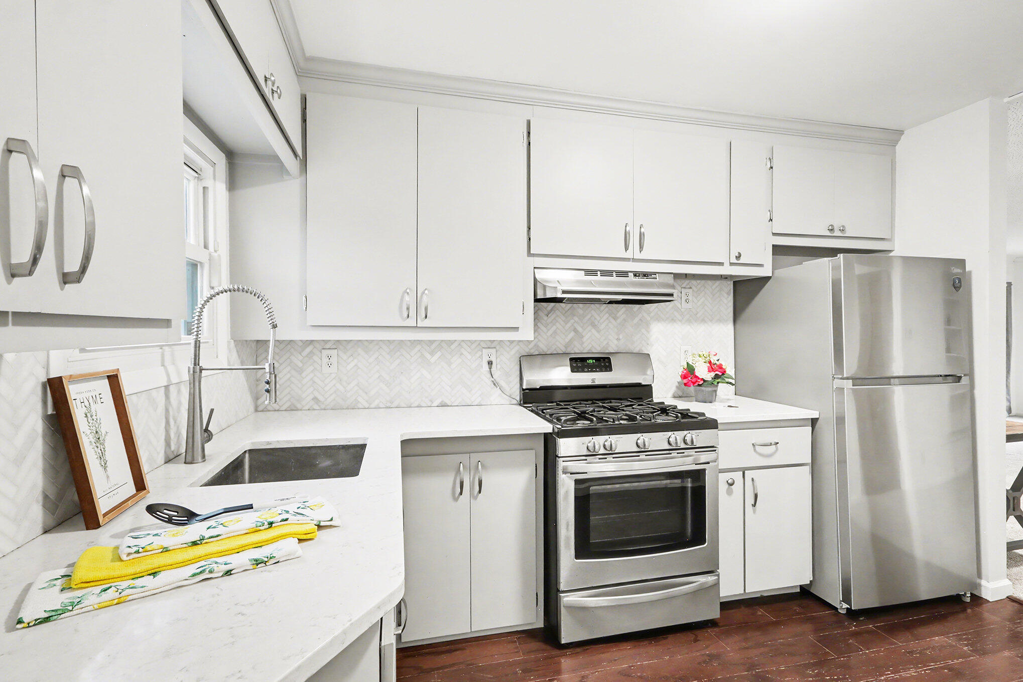 3014 Bowne Road Battle Creek, MI 49017 - Photo 6 of 16 kitchen 2