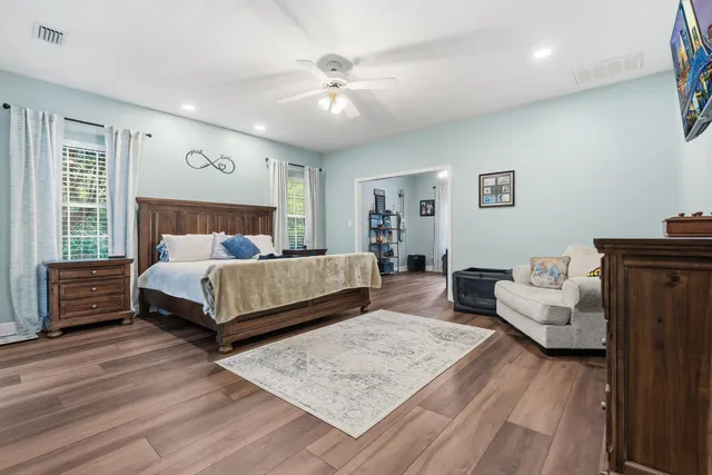 $614,900 | 5124 Centennial Oaks Circle, Tallahassee, FL 32308