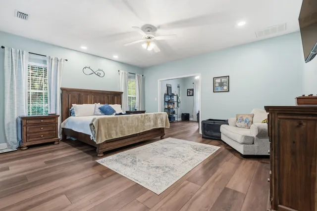 $614,900 | 5124 Centennial Oaks Circle, Tallahassee, FL 32308