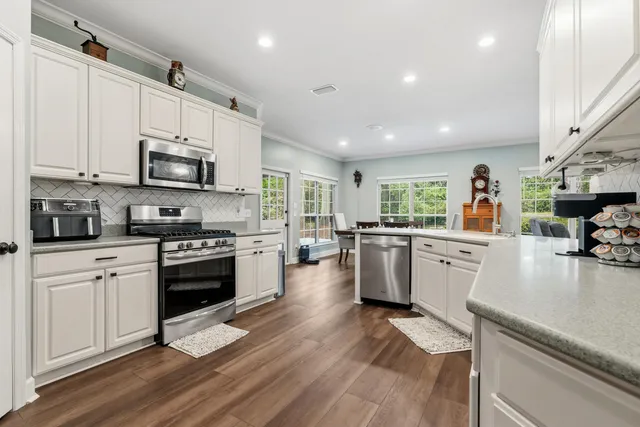 $614,900 | 5124 Centennial Oaks Circle, Tallahassee, FL 32308