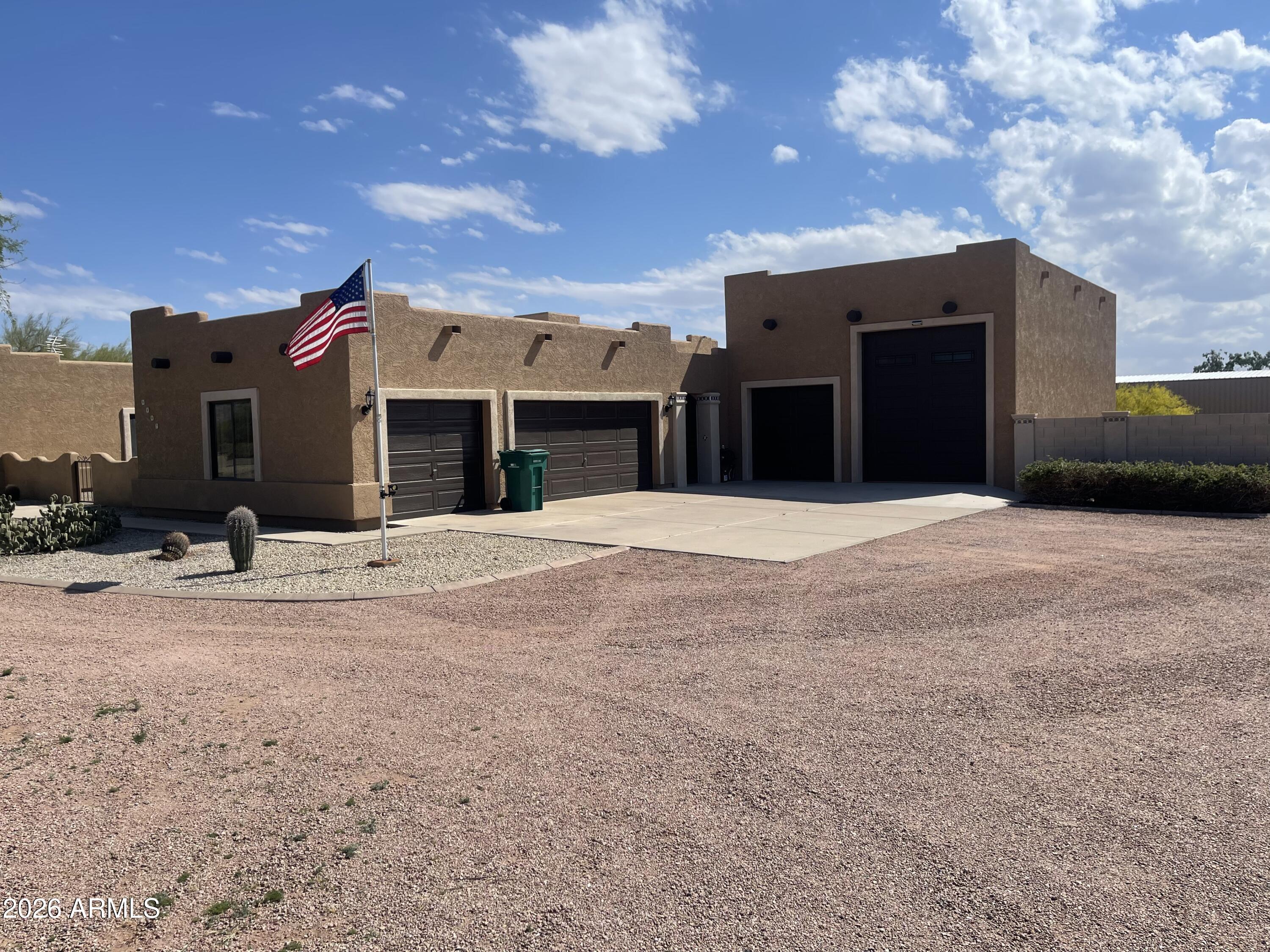 9907 East Flanders Road Mesa, AZ 85207 - Photo 2 of 45 IMG_2751