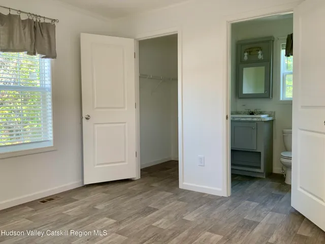 $145,000 | 1154 Us-9, Unit 31, Hudson, NY 12534