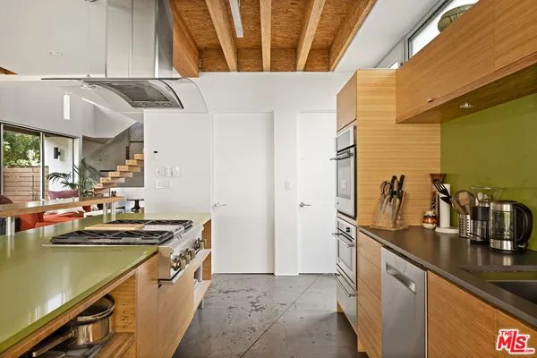 $17,800 | 710 Milwood Avenue, Venice, CA 90291