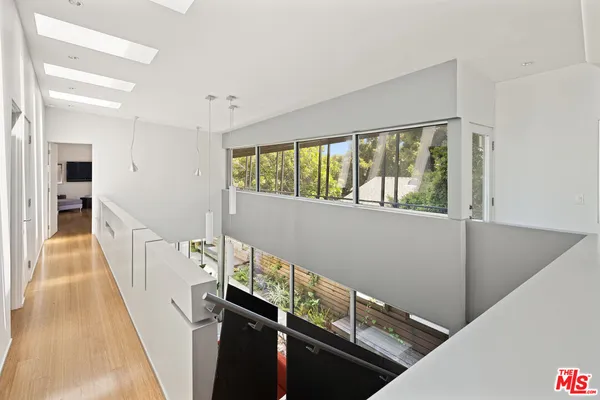 $17,800 | 710 Milwood Avenue, Venice, CA 90291