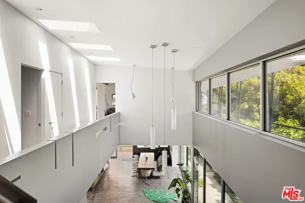 $17,800 | 710 Milwood Avenue, Venice, CA 90291