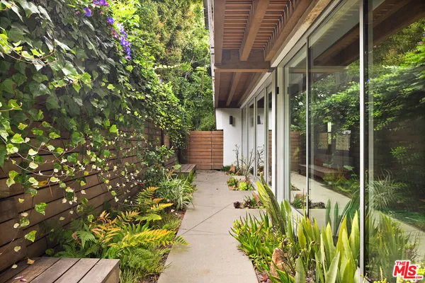 $17,800 | 710 Milwood Avenue, Venice, CA 90291