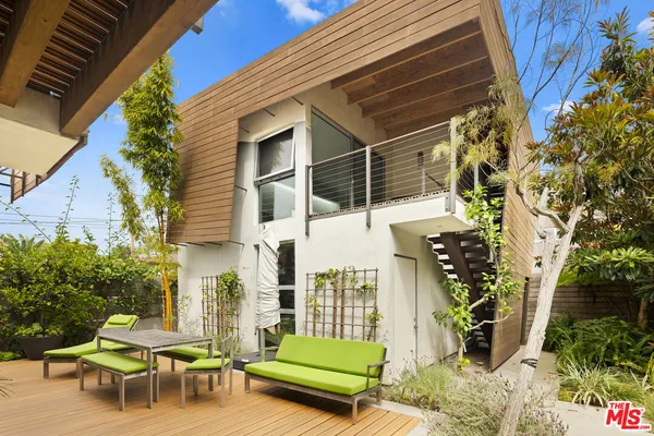 $17,800 | 710 Milwood Avenue, Venice, CA 90291