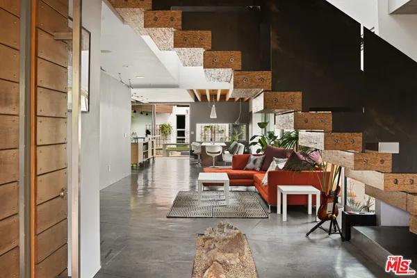 $17,800 | 710 Milwood Avenue, Venice, CA 90291