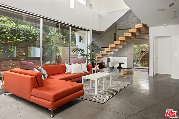 $17,800 | 710 Milwood Avenue, Venice, CA 90291