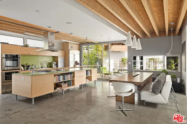 $17,800 | 710 Milwood Avenue, Venice, CA 90291