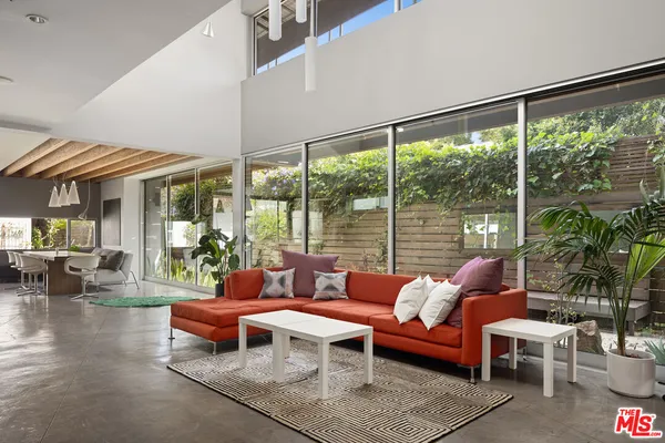 $17,800 | 710 Milwood Avenue, Venice, CA 90291